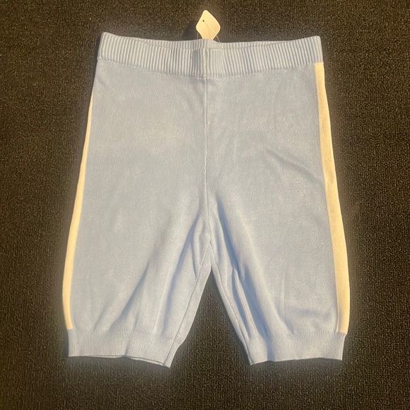 Short Set - Picture 2 of 2